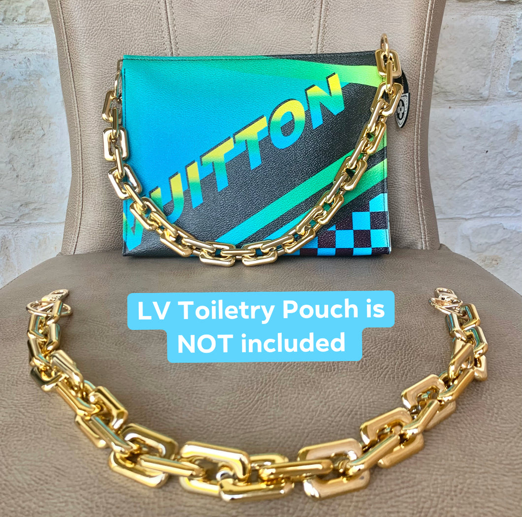 New Design LV Toiletry Pouch 26 with Chain 
